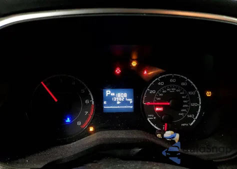 2018 Subaru Crosstrek Premium z USA, uszkodzony, nr VIN JF2GTABC7JH329401